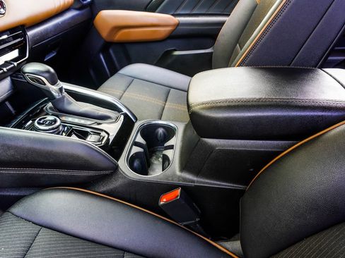 Used 2023 GMC Canyon AT4 w/ Canyon Safety Plus Package image 19