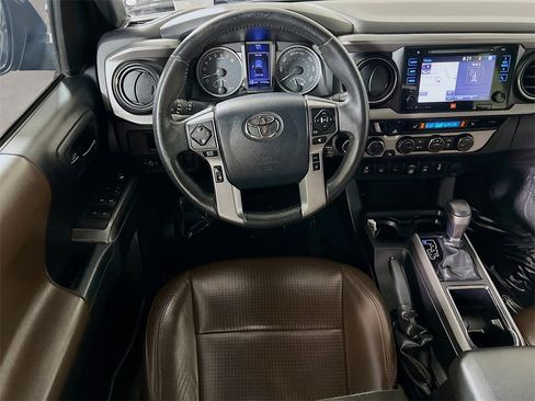 Certified 2018 Toyota Tacoma Limited image 21