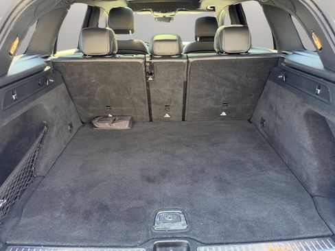 Used 2020 Mercedes-Benz GLC 300 4MATIC image 47