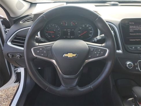 Used 2022 Chevrolet Malibu RS image 19