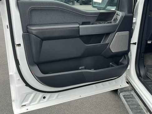 Used 2024 Ford F150 Lariat w/ Tow/Haul Package AWD/4WD image 9
