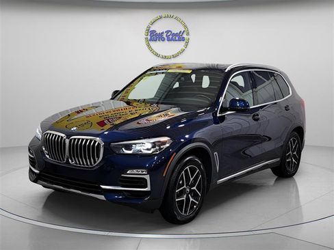 Used 2019 BMW X5 xDrive40i w/ Premium Package 2 AWD/4WD image 2