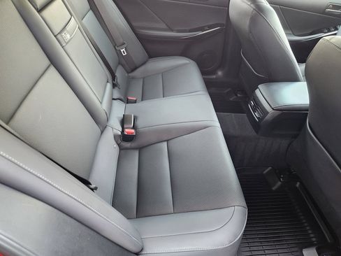 Used 2024 Lexus IS 300 w/ Comfort Package RWD image 32