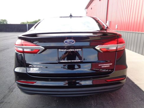 Used 2020 Ford Fusion Titanium FWD image 6