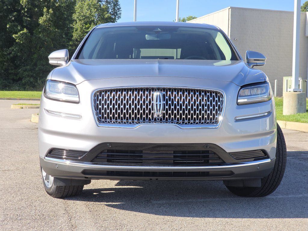 Used 2023 Lincoln Nautilus Reserve w/ Equipment Group 201A AWD/4WD image 4