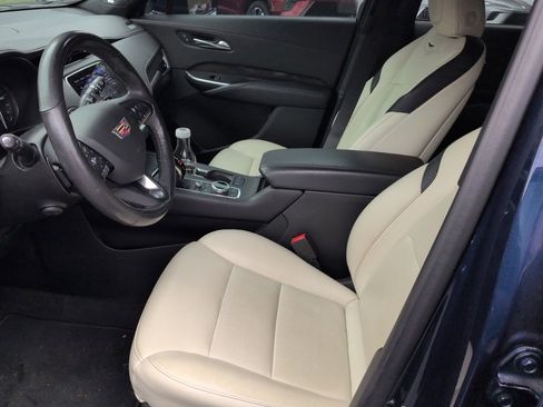 Used 2020 Cadillac XT4 Sport image 7