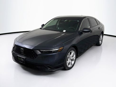Used 2025 Honda Accord LX image 3