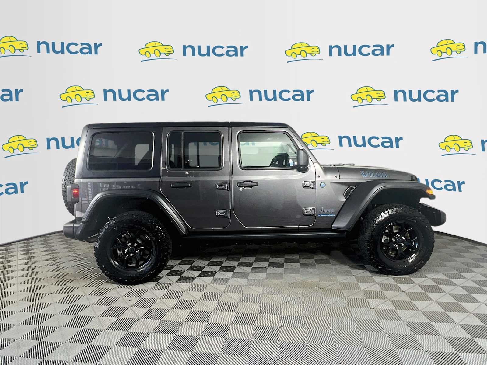Used 2024 Jeep Wrangler Unlimited AWD/4WD image 8