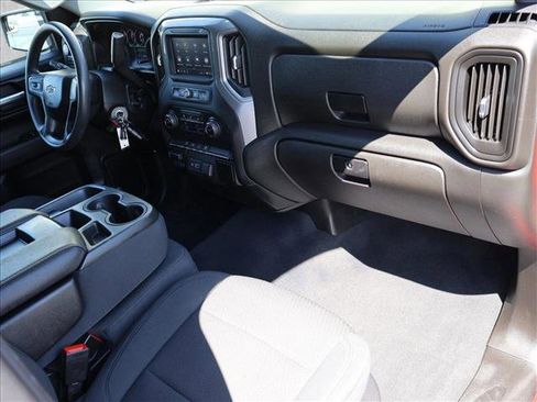 Used 2021 Chevrolet Silverado 1500 Custom Trail Boss AWD/4WD image 26