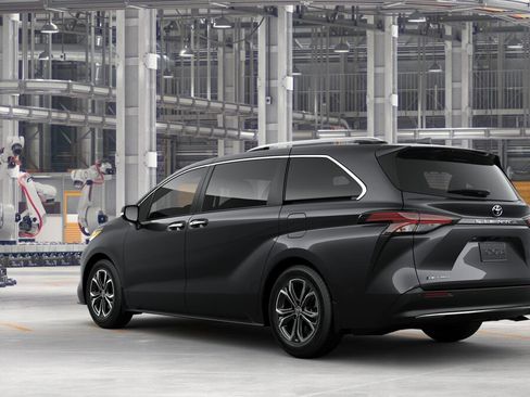 New 2025 Toyota Sienna Platinum image 6