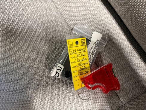 Used 2025 Toyota 4Runner SR5 image 37