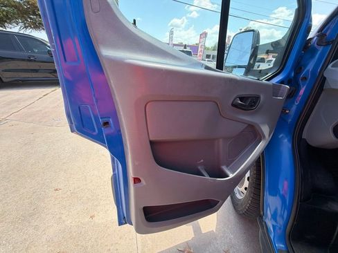 Used 2018 Ford Transit 250 148 Medium Roof RWD image 16