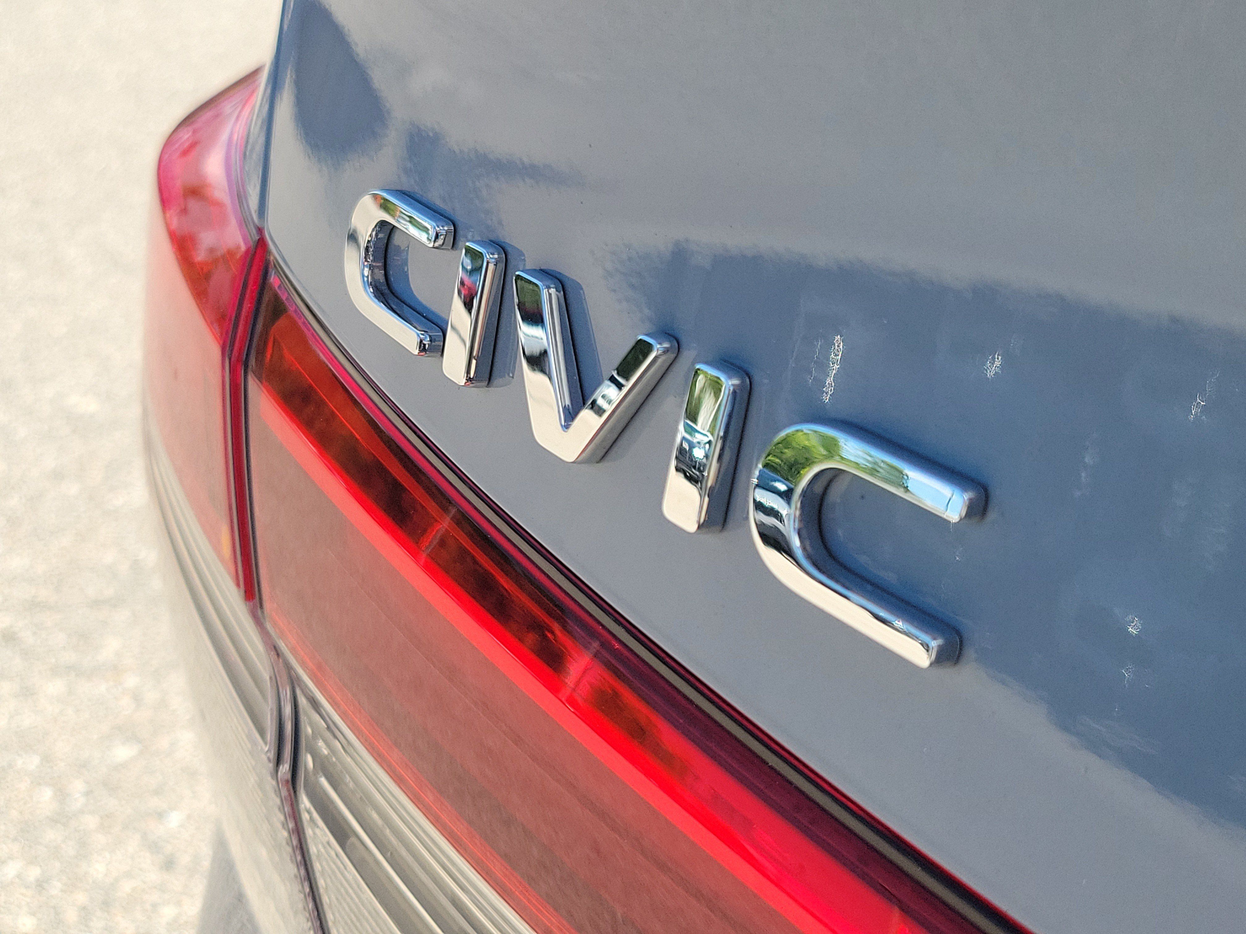 Used 2024 Honda Civic Sport image 9