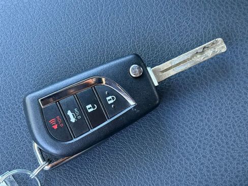 Used 2024 Toyota Camry SE FWD image 21