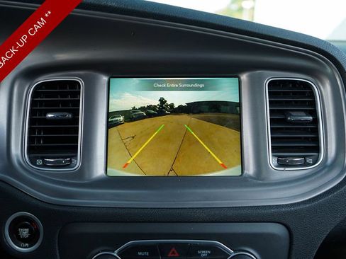 Used 2023 Dodge Charger SXT RWD image 11