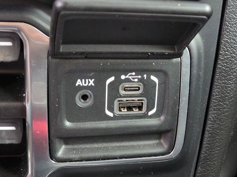 Used 2023 Jeep Wrangler Unlimited w/ Cold Weather Group AWD/4WD image 29