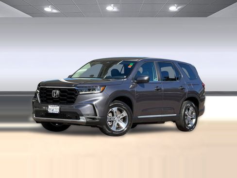 Certified 2023 Honda Pilot EX-L image 2