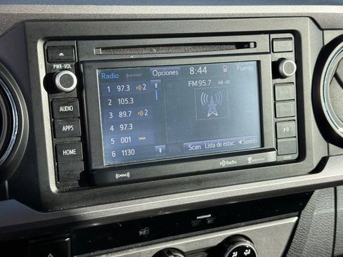 Used 2016 Toyota Tacoma SR5 image 17