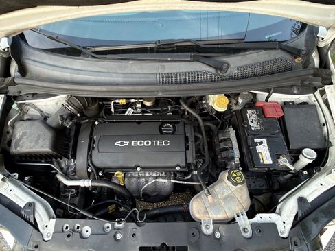 Used 2014 Chevrolet Sonic LS image 42