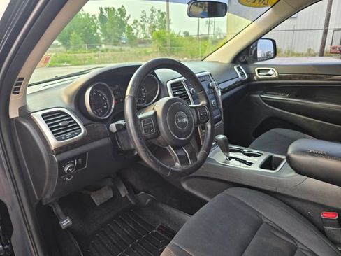 Used 2013 Jeep Grand Cherokee Laredo AWD/4WD image 11