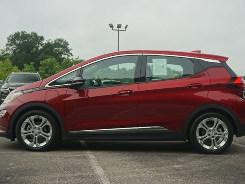 Used 2020 Chevrolet Bolt LT image 6