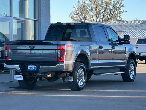 Used 2022 Ford F350 XLT image 4