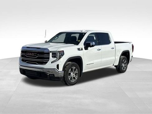 Used 2025 GMC Sierra 1500 SLT image 1