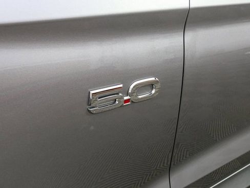 Used 2022 Ford Mustang GT Premium image 7