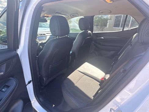 Used 2021 Buick Encore GX Select FWD image 23