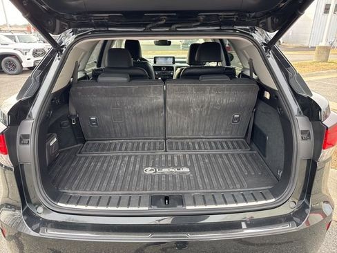 Used 2022 Lexus RX 450hL Luxury w/ Cold Area Package (CT) image 9
