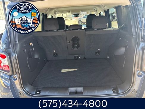 Used 2022 Jeep Renegade Trailhawk image 12