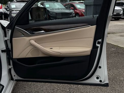 Used 2017 BMW 530i image 15