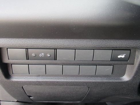 New 2025 Mitsubishi Outlander SE FWD image 23