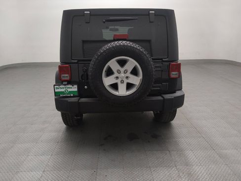 Used 2017 Jeep Wrangler Unlimited Sport w/ Quick Order Package 24S AWD/4WD image 6