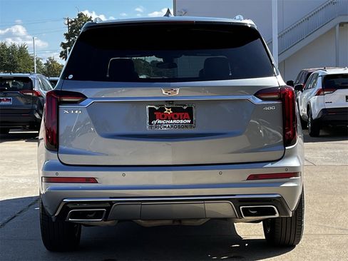 Used 2025 Cadillac XT6 Premium Luxury image 5