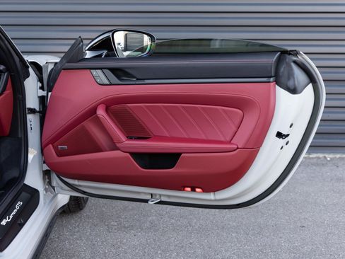 Certified 2023 Porsche 911 Carrera GTS image 30