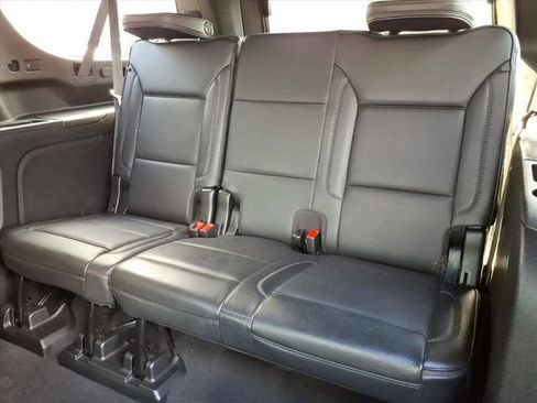 Used 2023 GMC Yukon XL Denali AWD/4WD image 23