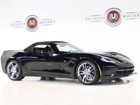 Used 2014 Chevrolet Corvette Stingray Convertible w/ 3LT Preferred Equipment Group RWD image 2