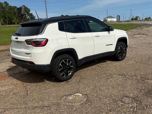 Used 2020 Jeep Compass Trailhawk AWD/4WD image 5