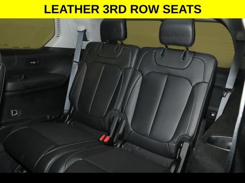 Certified 2023 Jeep Grand Cherokee L Limited w/ Luxury Tech Group II AWD/4WD image 13
