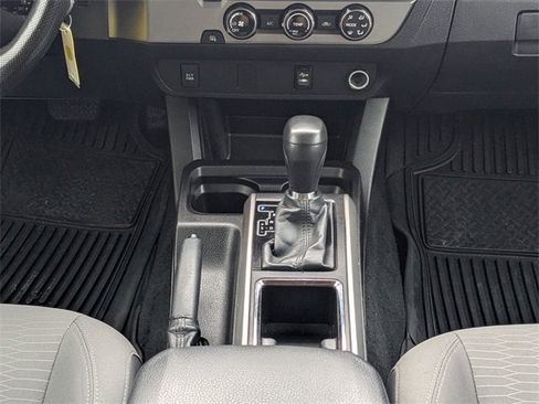 Used 2016 Toyota Tacoma SR5 image 19