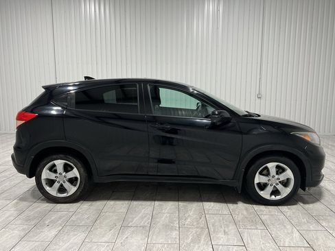 Used 2016 Honda HR-V EX image 6
