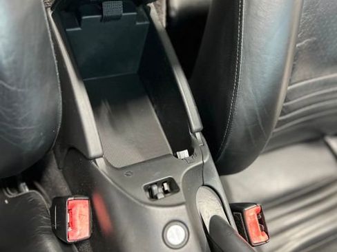 Used 2004 Porsche 911 Carrera 4 image 31