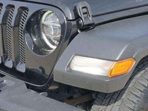 Certified 2022 Jeep Wrangler Unlimited Sport AWD/4WD image 10