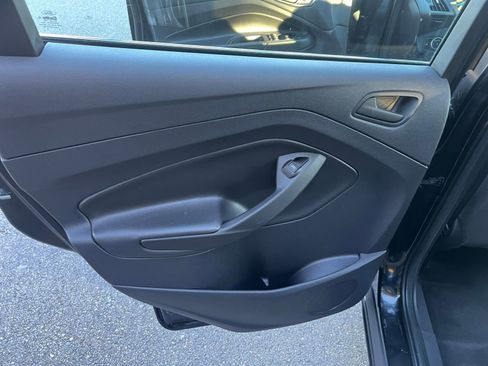 Used 2013 Ford Escape S image 20