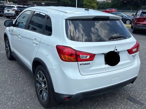 Used 2016 Mitsubishi Outlander Sport SE AWD/4WD image 3