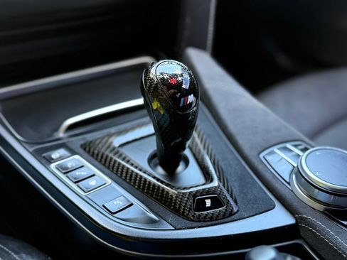 Used 2019 BMW M4 CS w/ Executive Package RWD image 33