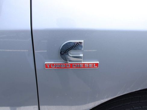 Used 2024 RAM 3500 SLT w/ Quick Order Package 2YG SLT AWD/4WD image 5