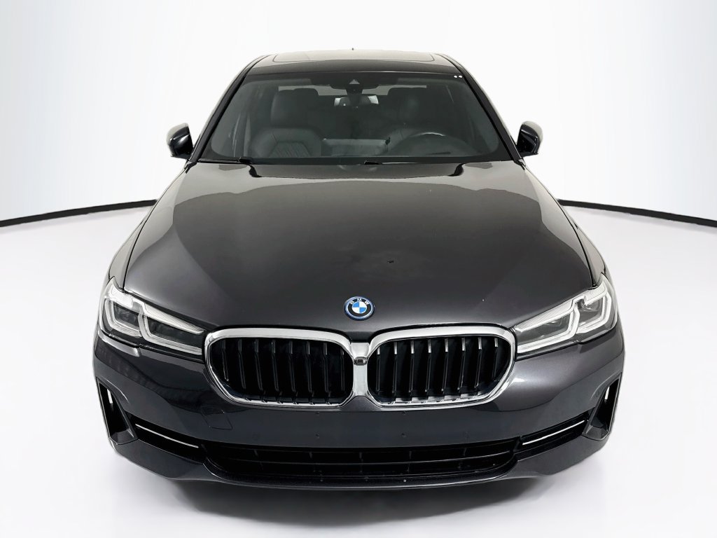 Used 2022 BMW 530e RWD image 2