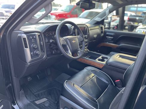 Used 2017 Chevrolet Silverado 3500 High Country w/ Duramax Plus Package AWD/4WD image 27